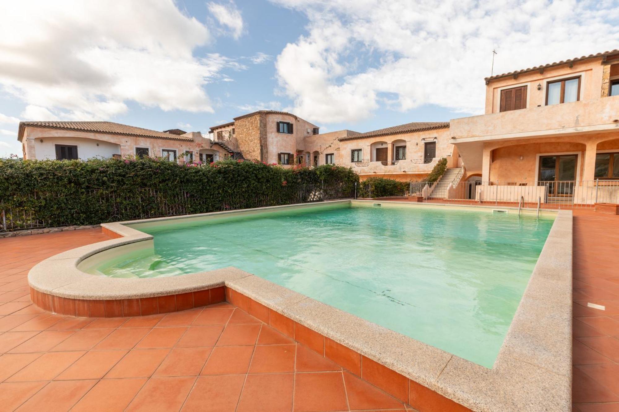 Nuovi Appartamenti Tri E Bilocali In Residence Con Piscina A Porto Cervo 800Mt Mare Liscia di Vacca Exterior foto